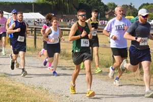 Download race photo <a href='Large/img_0064.jpg' class='lightbox-download'>here</a>