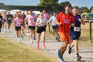 Download race photo <a href='Large/img_0070.jpg' class='lightbox-download'>here</a>