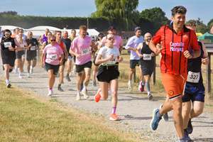Download race photo <a href='Large/img_0071.jpg' class='lightbox-download'>here</a>