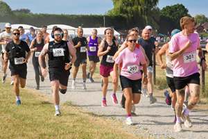 Download race photo <a href='Large/img_0076.jpg' class='lightbox-download'>here</a>