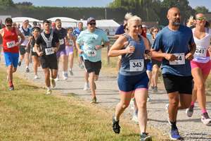 Download race photo <a href='Large/img_0182.jpg' class='lightbox-download'>here</a>