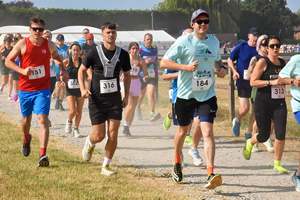 Download race photo <a href='Large/img_0186.jpg' class='lightbox-download'>here</a>