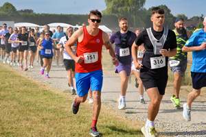 Download race photo <a href='Large/img_0192.jpg' class='lightbox-download'>here</a>
