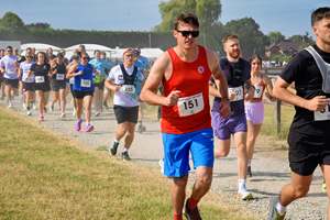 Download race photo <a href='Large/img_0194.jpg' class='lightbox-download'>here</a>