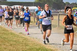 Download race photo <a href='Large/img_0199.jpg' class='lightbox-download'>here</a>