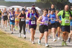 Download race photo <a href='Large/img_0254.jpg' class='lightbox-download'>here</a>