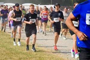 Download race photo <a href='Large/img_0293.jpg' class='lightbox-download'>here</a>