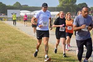 Download race photo <a href='Large/img_0335.jpg' class='lightbox-download'>here</a>