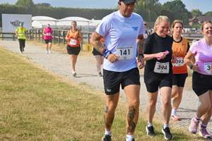 Download race photo <a href='Large/img_0338.jpg' class='lightbox-download'>here</a>
