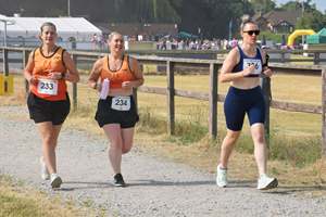 Download race photo <a href='Large/img_0340.jpg' class='lightbox-download'>here</a>