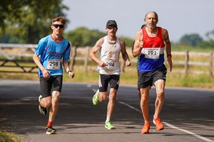 Download race photo <a href='Large/img_0368.jpg' class='lightbox-download'>here</a>