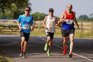 Download race photo <a href='Large/img_0369.jpg' class='lightbox-download'>here</a>