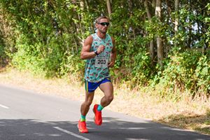 Download race photo <a href='Large/img_0371.jpg' class='lightbox-download'>here</a>