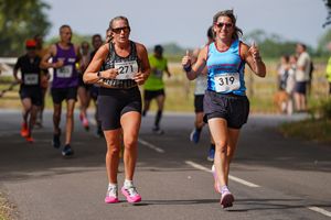 Download race photo <a href='Large/img_0409.jpg' class='lightbox-download'>here</a>