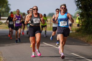 Download race photo <a href='Large/img_0410.jpg' class='lightbox-download'>here</a>