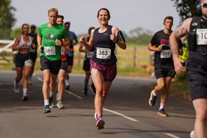 Download race photo <a href='Large/img_0418.jpg' class='lightbox-download'>here</a>