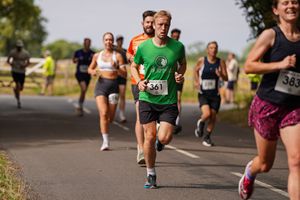 Download race photo <a href='Large/img_0420.jpg' class='lightbox-download'>here</a>