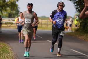 Download race photo <a href='Large/img_0428.jpg' class='lightbox-download'>here</a>