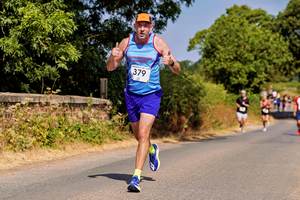 Download race photo <a href='Large/img_0883.jpg' class='lightbox-download'>here</a>