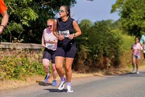 Download race photo <a href='Large/img_0933.jpg' class='lightbox-download'>here</a>