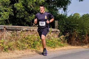 Download race photo <a href='Large/img_1027.jpg' class='lightbox-download'>here</a>