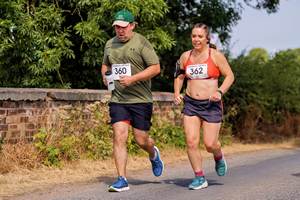 Download race photo <a href='Large/img_1054.jpg' class='lightbox-download'>here</a>