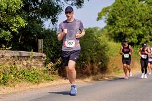 Download race photo <a href='Large/img_1062.jpg' class='lightbox-download'>here</a>