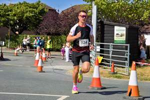 Download race photo <a href='Large/img_1319.jpg' class='lightbox-download'>here</a>
