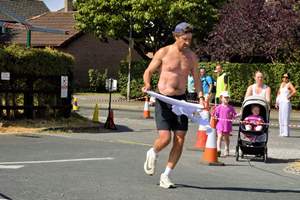 Download race photo <a href='Large/img_1321.jpg' class='lightbox-download'>here</a>