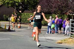 Download race photo <a href='Large/img_1346.jpg' class='lightbox-download'>here</a>