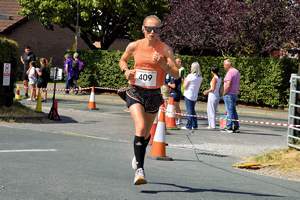 Download race photo <a href='Large/img_1357.jpg' class='lightbox-download'>here</a>
