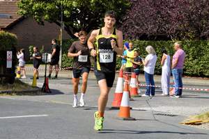 Download race photo <a href='Large/img_1365.jpg' class='lightbox-download'>here</a>