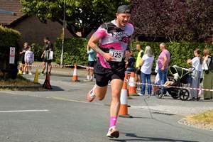 Download race photo <a href='Large/img_1473.jpg' class='lightbox-download'>here</a>