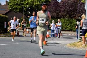 Download race photo <a href='Large/img_1525.jpg' class='lightbox-download'>here</a>
