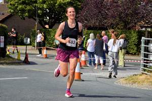 Download race photo <a href='Large/img_1589.jpg' class='lightbox-download'>here</a>