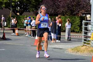 Download race photo <a href='Large/img_1590.jpg' class='lightbox-download'>here</a>
