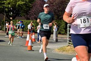 Download race photo <a href='Large/img_1597.jpg' class='lightbox-download'>here</a>