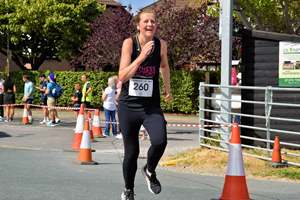Download race photo <a href='Large/img_1695.jpg' class='lightbox-download'>here</a>