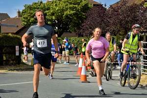 Download race photo <a href='Large/img_1782.jpg' class='lightbox-download'>here</a>