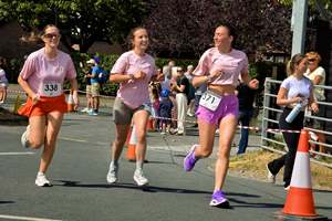 Download race photo <a href='Large/img_1831.jpg' class='lightbox-download'>here</a>