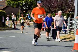 Download race photo <a href='Large/img_1844.jpg' class='lightbox-download'>here</a>