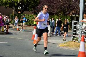 Download race photo <a href='Large/img_1865.jpg' class='lightbox-download'>here</a>