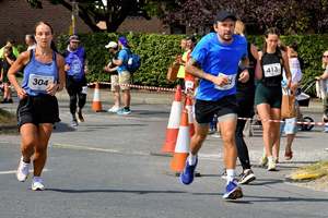 Download race photo <a href='Large/img_1872.jpg' class='lightbox-download'>here</a>