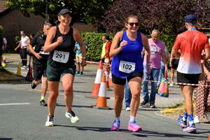 Download race photo <a href='Large/img_1881.jpg' class='lightbox-download'>here</a>