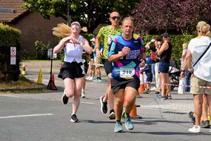 Download race photo <a href='Large/img_1951.jpg' class='lightbox-download'>here</a>
