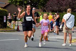 Download race photo <a href='Large/img_2011.jpg' class='lightbox-download'>here</a>