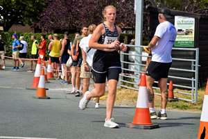 Download race photo <a href='Large/img_2020.jpg' class='lightbox-download'>here</a>