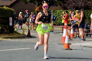 Download race photo <a href='Large/img_2033.jpg' class='lightbox-download'>here</a>