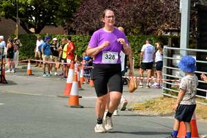 Download race photo <a href='Large/img_2095.jpg' class='lightbox-download'>here</a>