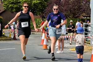 Download race photo <a href='Large/img_2099.jpg' class='lightbox-download'>here</a>